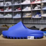 Dép Adidas Yeezy Slide ‘Azure’