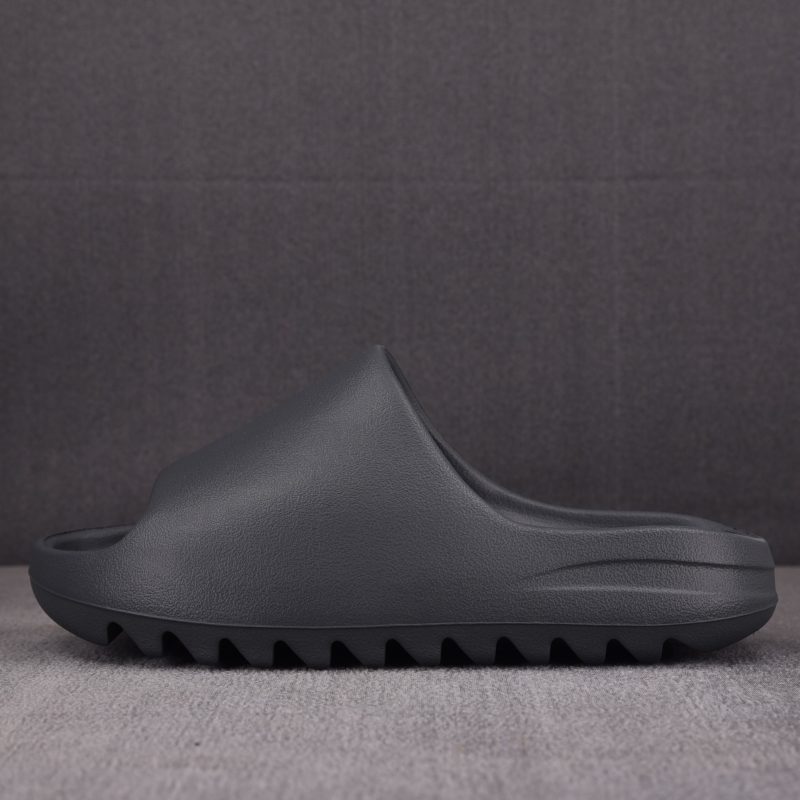 adidas Yeezy Slide ‘Slate Grey’