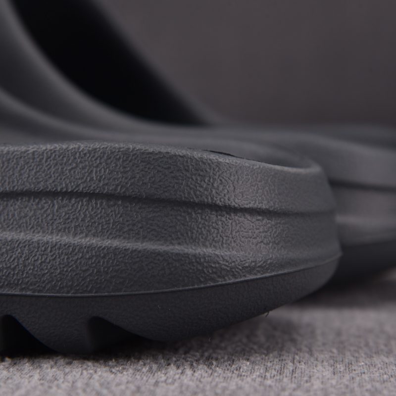 adidas Yeezy Slide ‘Slate Grey’