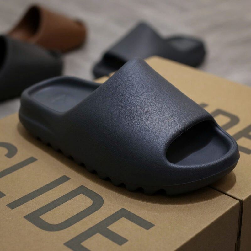 Dép Adidas Yeezy Slides ‘Slate Grey’ Like Aut