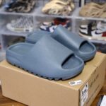 Dép Adidas Yeezy Slide ‘Slate Marine’ (vân nhám)