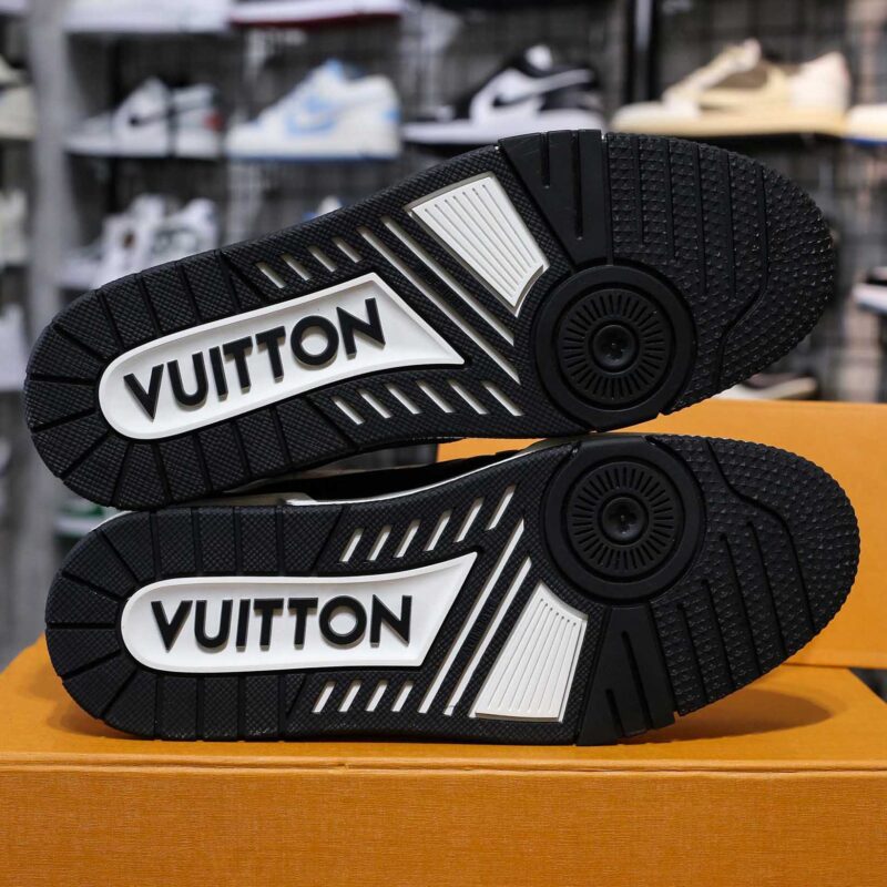 Giày Louis Vuitton Lv Trainer #54 Signature Black White Best Quality