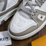 Giày Louis Vuitton LV Trainers In Grey Best Quality