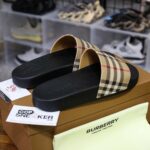 Dép Burberry Vintage Check Print Slides Archive Beige Like Auth