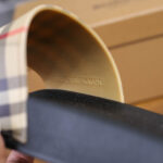 Dép Burberry Vintage Check Print Slides Archive Beige Like Auth