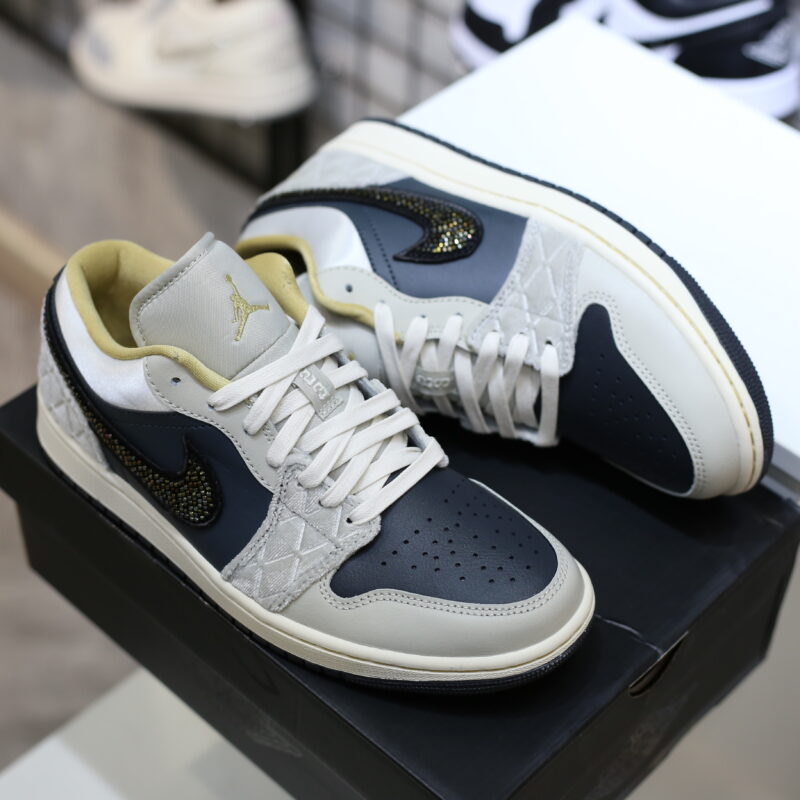 (BEST) Air Jordan 1 Low 'Beaded Swoosh'