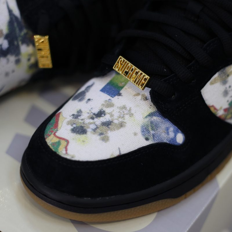 (BEST) Nike SB Dunk Low ‘Supreme Rammellzee’