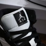 Giày Nike Air Jordan 1 Mid ‘Panda’ Like Auth