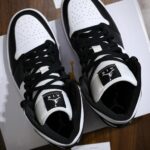 Giày Nike Air Jordan 1 Mid ‘Panda’ Like Auth