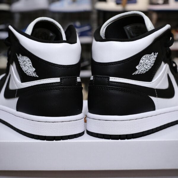 Giày Nike Air Jordan 1 Mid ‘Panda’ Like Auth