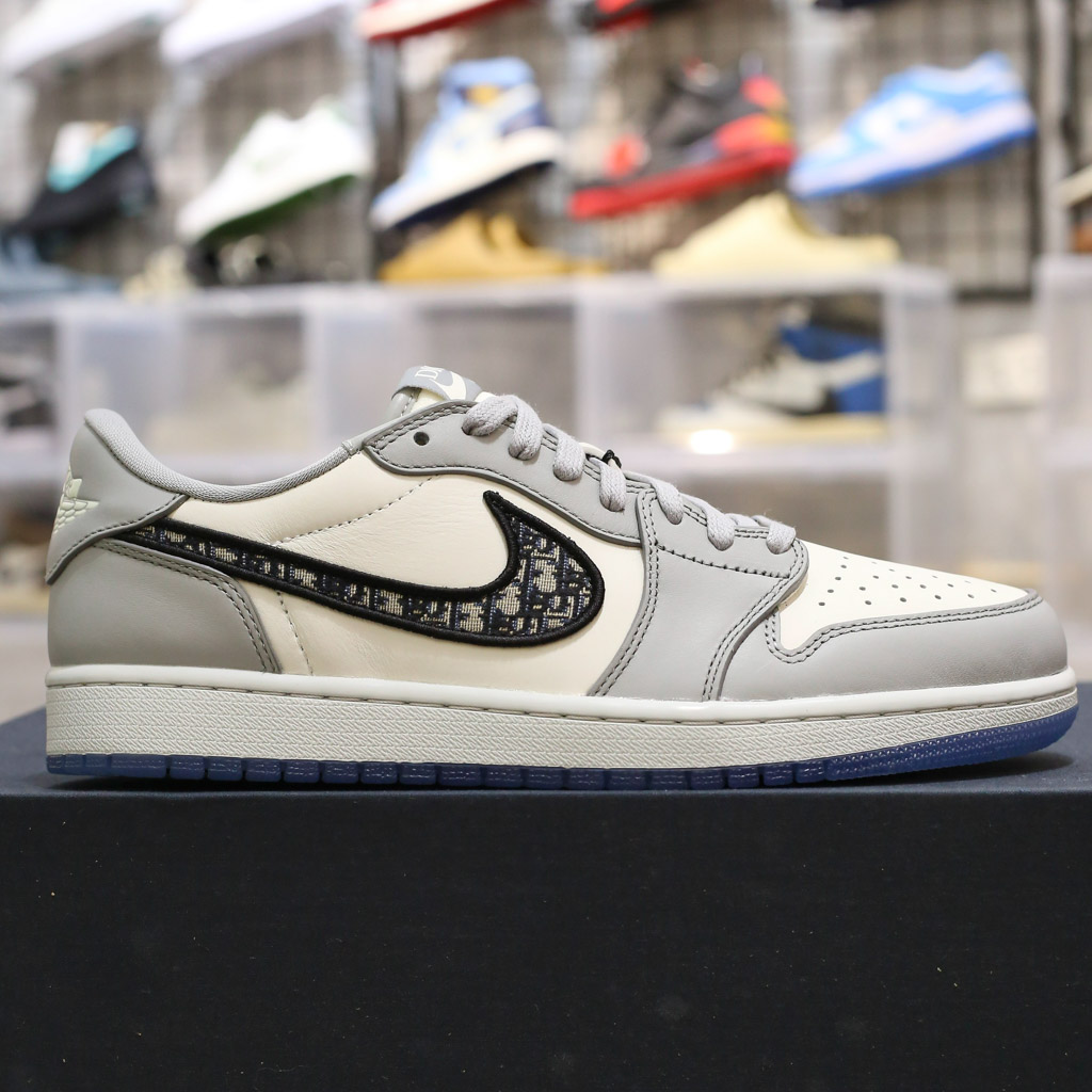 Giày Nike Air Jordan 1 Retro Low Dior Best Quality