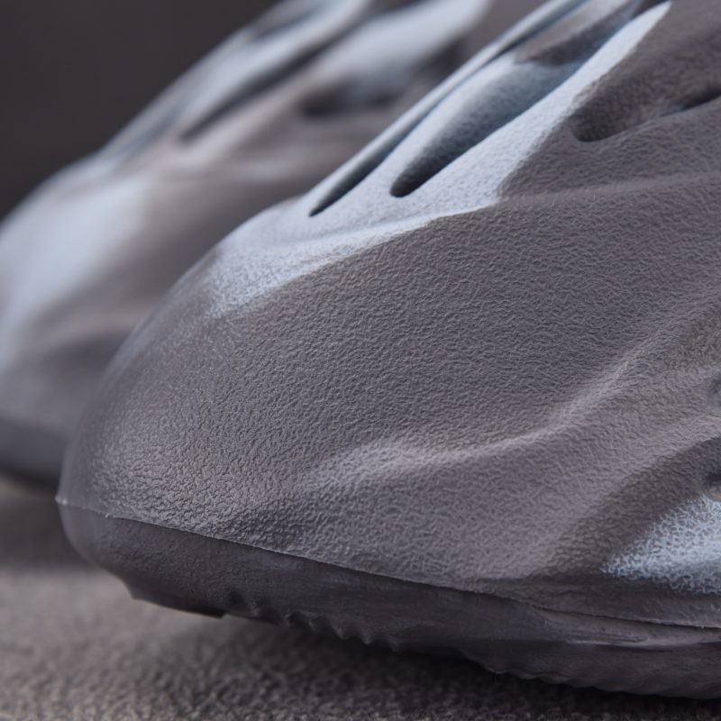 adidas Yeezy Foam RNNR MX 'Granite’