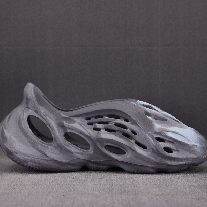adidas Yeezy Foam RNNR MX 'Granite’