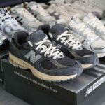 Giày New Balance 2002R – Black Dark Grey Like Auth