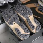 New Balance 2002R ‘Vintage Black’