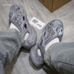 Giày Yeezy Foam Runner ‘MX Granite’ 2024 Like Auth