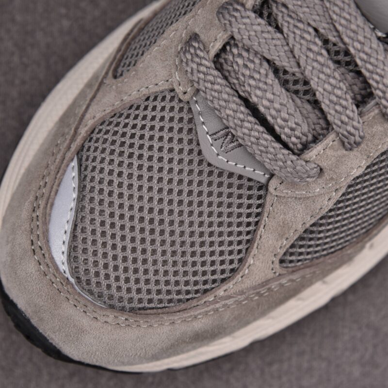 (BEST) New Balance 2002R ‘GREY’