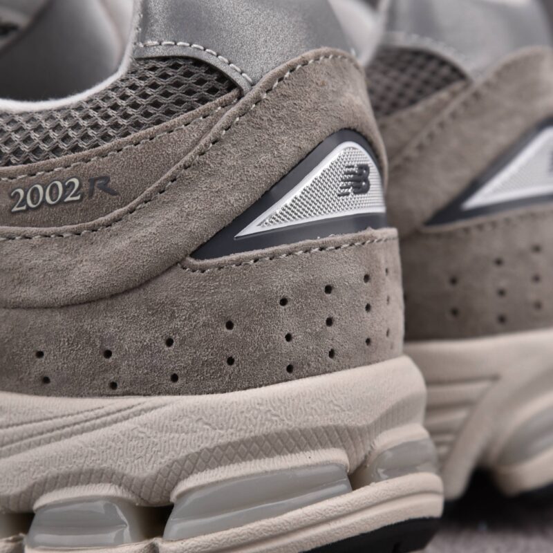 (BEST) New Balance 2002R ‘GREY’