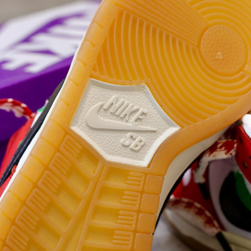 Giày Nike SB Dunk Low Frame Skate Habibi