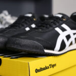 Giày Onitsuka Tiger Mexico 66 SD 'Black White'