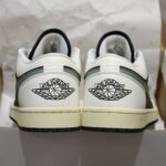 Giày Nike Air Jordan 1 Low ‘Jade Smoke’ (W) Like Auth