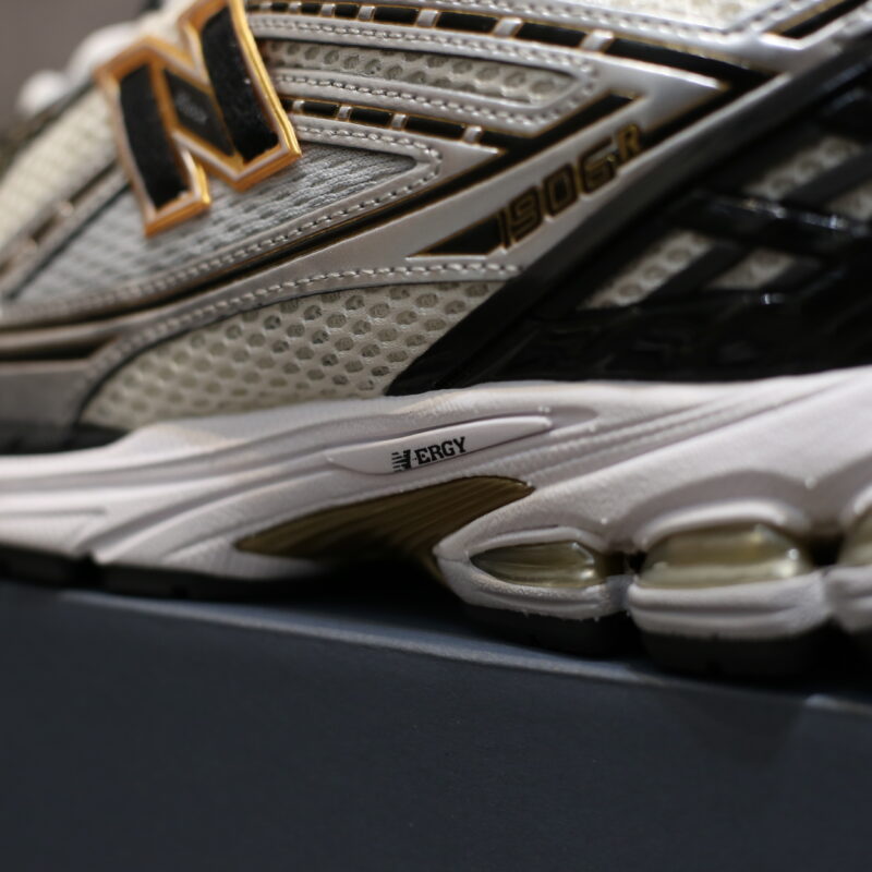 New Balance 1906R ‘WHITE GOLD’