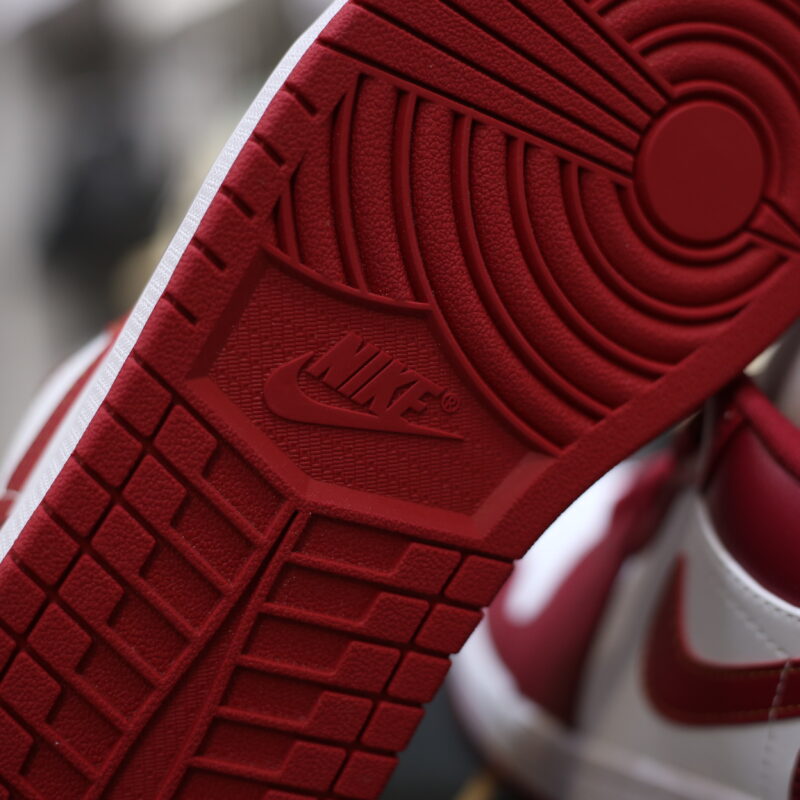 (BEST) Air Jordan 1 Low 'CARDINAL RED'