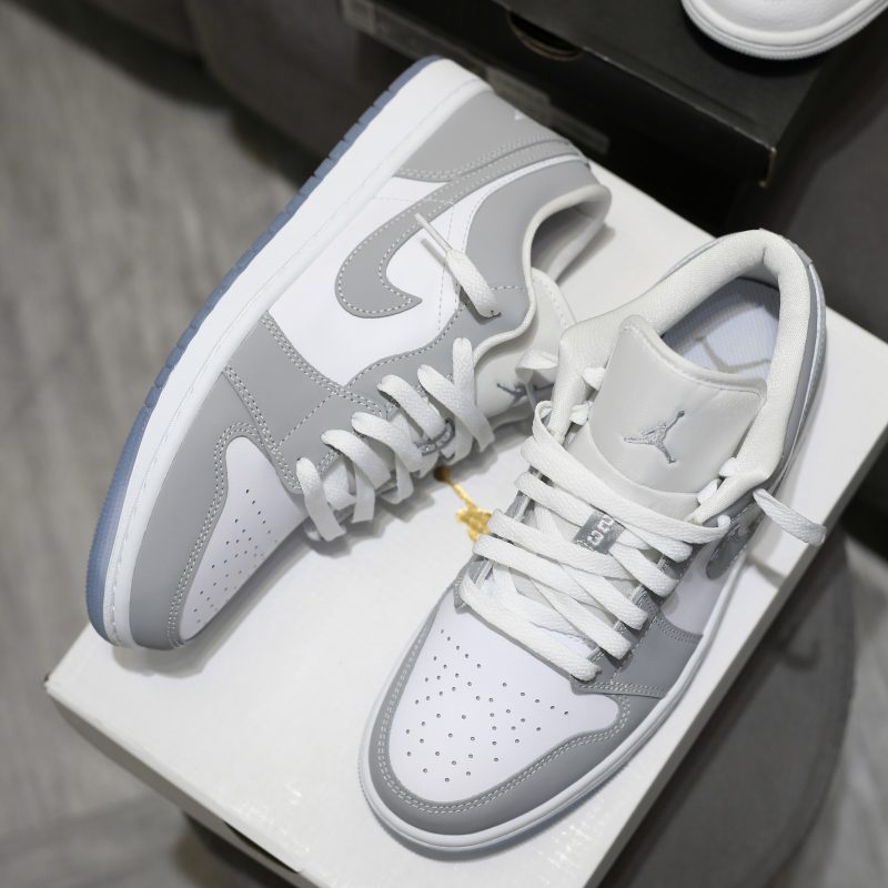 (BEST) Jordan 1 Low Wmns ‘WOLF GREY’