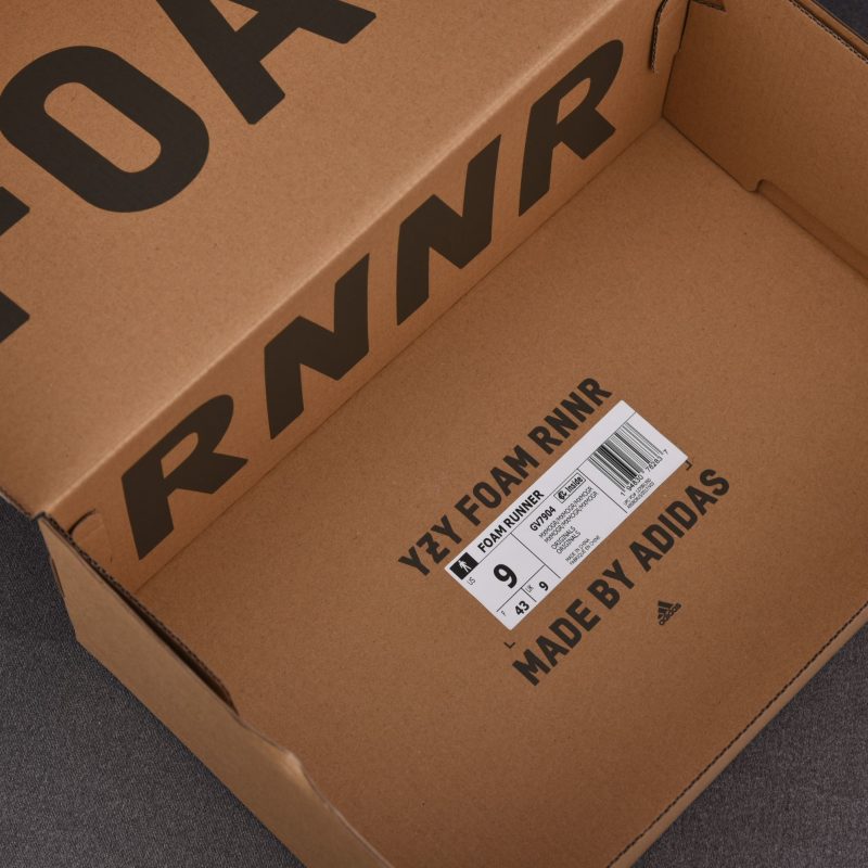 adidas Yeezy Foam RNNR MXT 'Moon Grey'