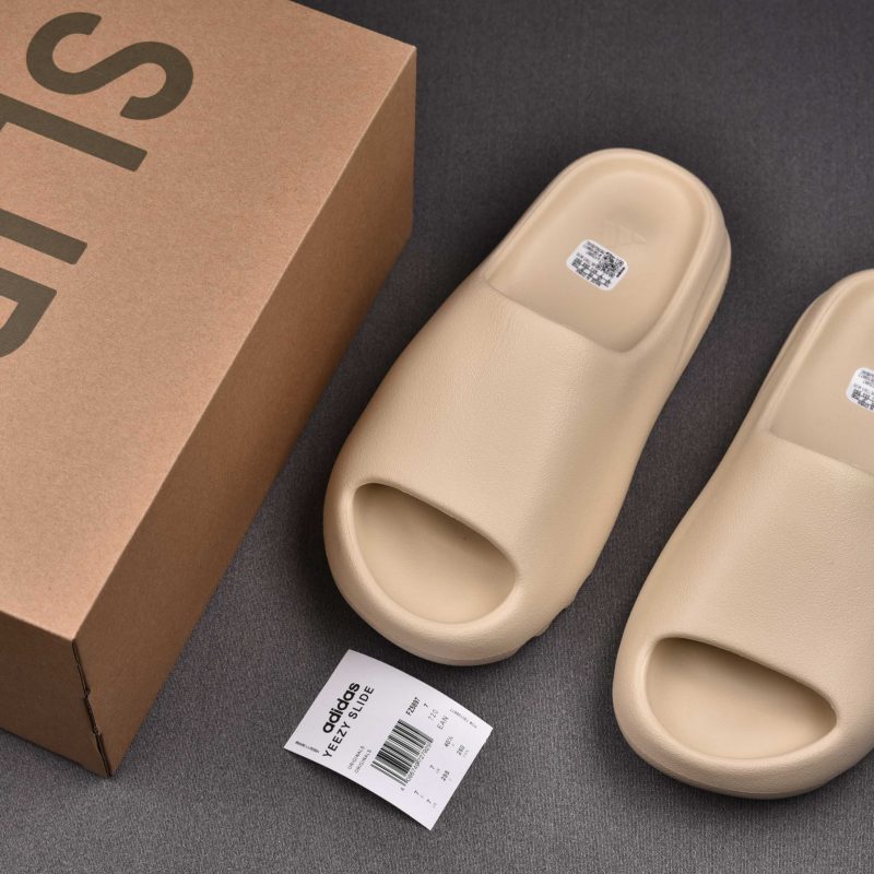 adidas Yeezy Slide ‘Bone’ (2023)