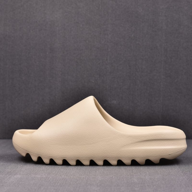 adidas Yeezy Slide ‘Bone’ (2023)