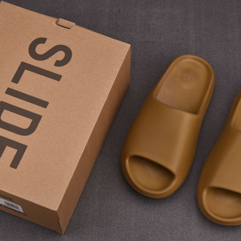 adidas Yeezy Slide ‘Ochre’