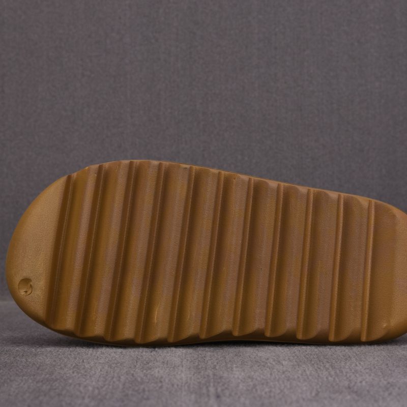 adidas Yeezy Slide ‘Ochre’