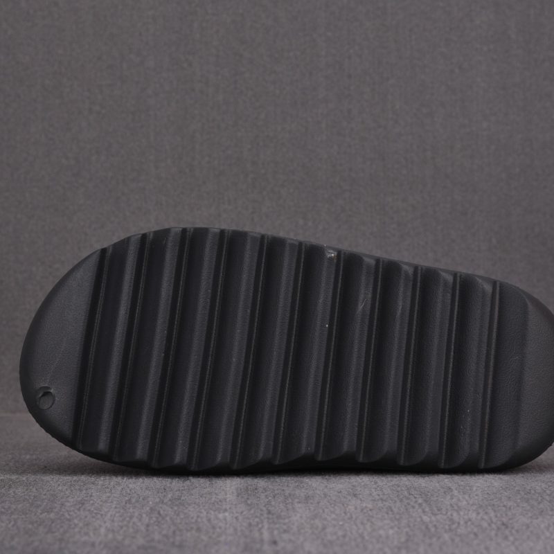 adidas Yeezy Slide 'Onyx'