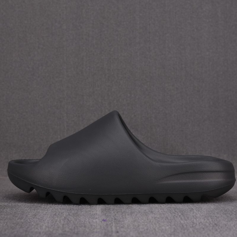 adidas Yeezy Slide 'Onyx'