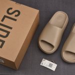 adidas Yeezy Slide ‘Pure’