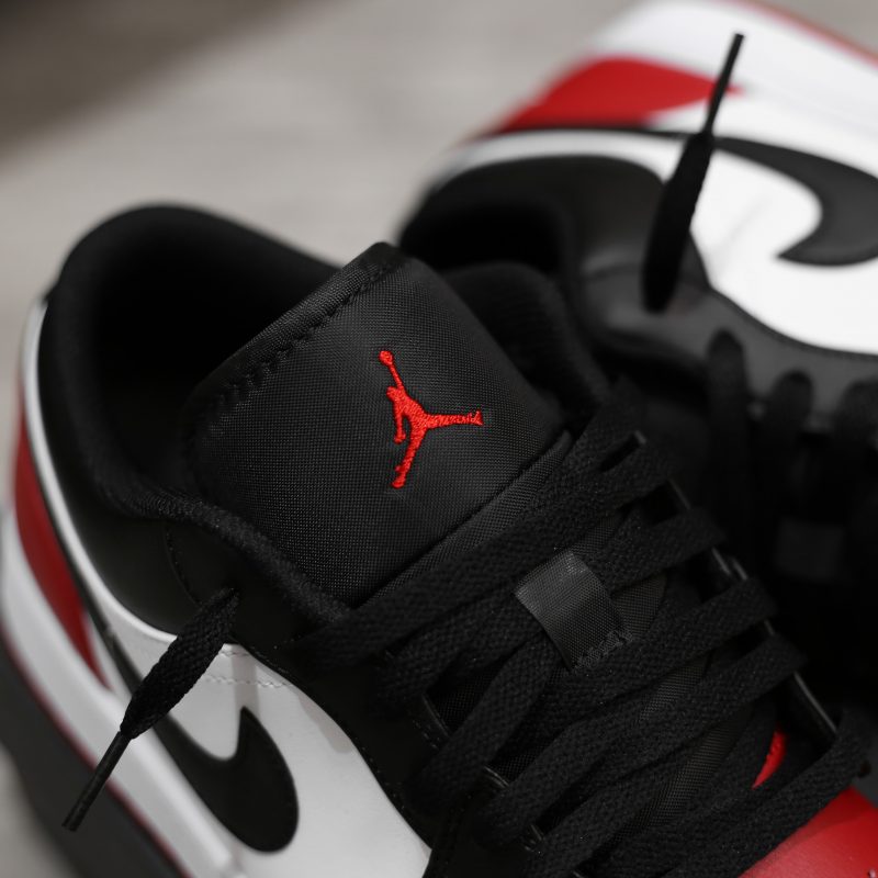 Jordan 1 Low 'Bred Toe'