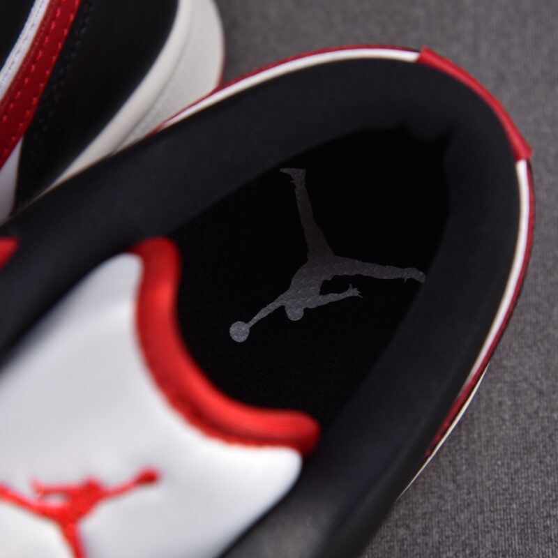 (BEST) Air Jordan 1 Low ‘REVERSE BLACK TOE’