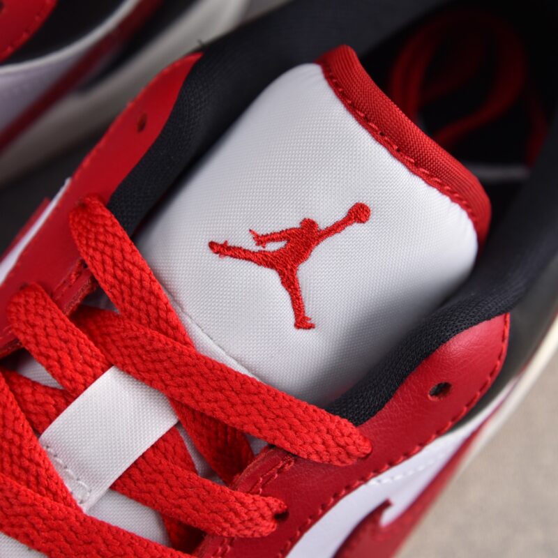 (BEST) Air Jordan 1 Low ‘REVERSE BLACK TOE’