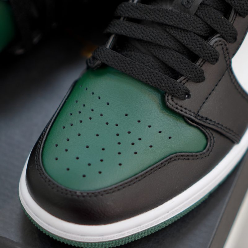 (BEST) Jordan 1 Low 'Green Toe'