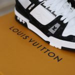 (BEST) Louis Vuitton LV Trainer 'WHITE BLACK'