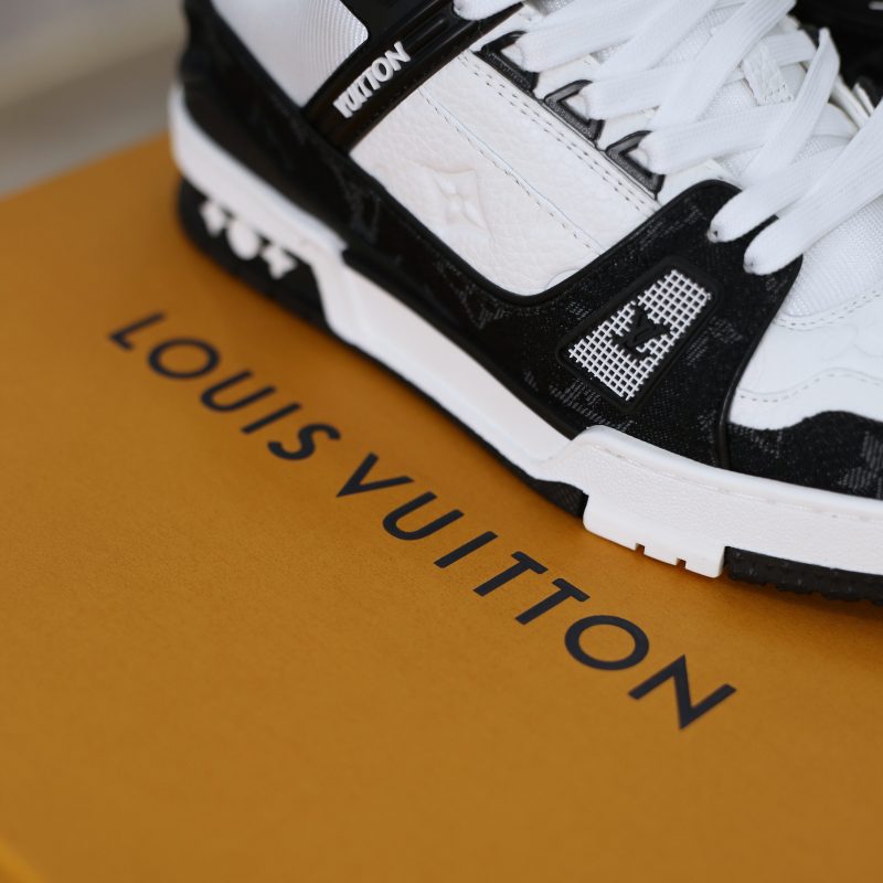 (BEST) Louis Vuitton LV Trainer 'WHITE BLACK'