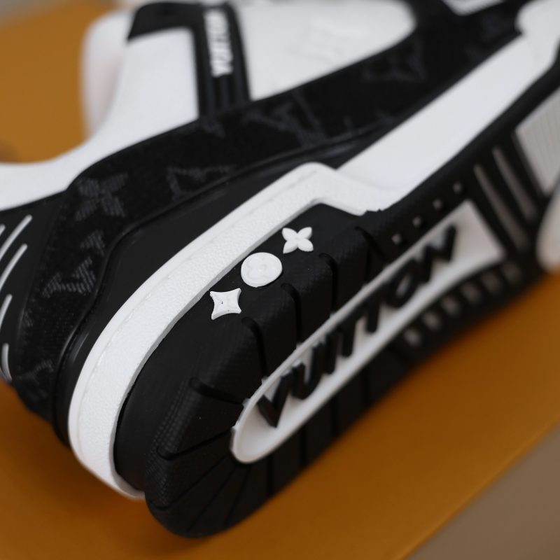 (BEST) Louis Vuitton LV Trainer 'WHITE BLACK'