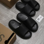Dép Adidas Yeezy Slides Onyx Black Like Auth