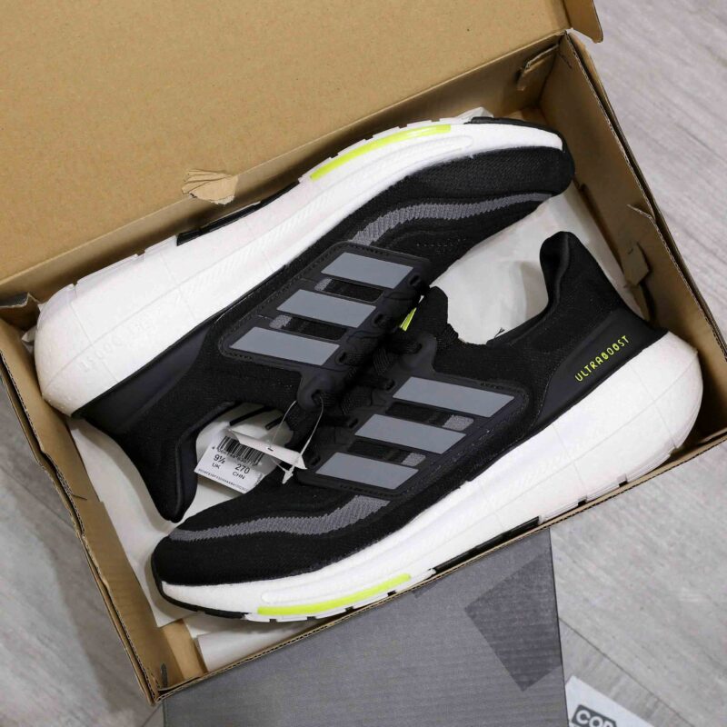 Giày adidas Ultra Boost Light Core Black Volt Like Auth