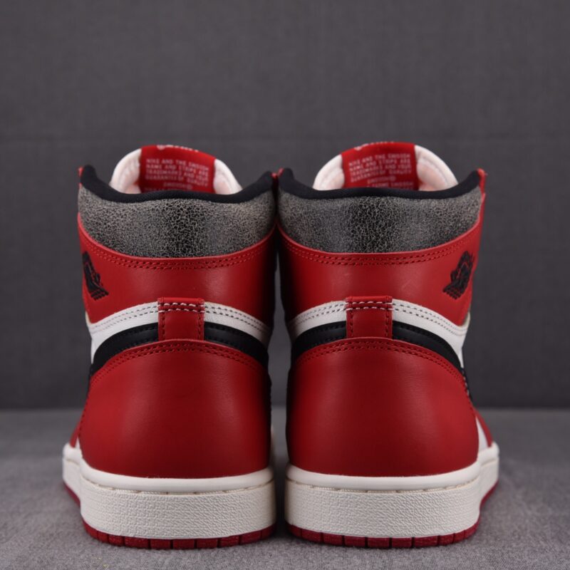 (BEST) Air Jordan 1 Retro High OG ‘Chicago Lost & Found’