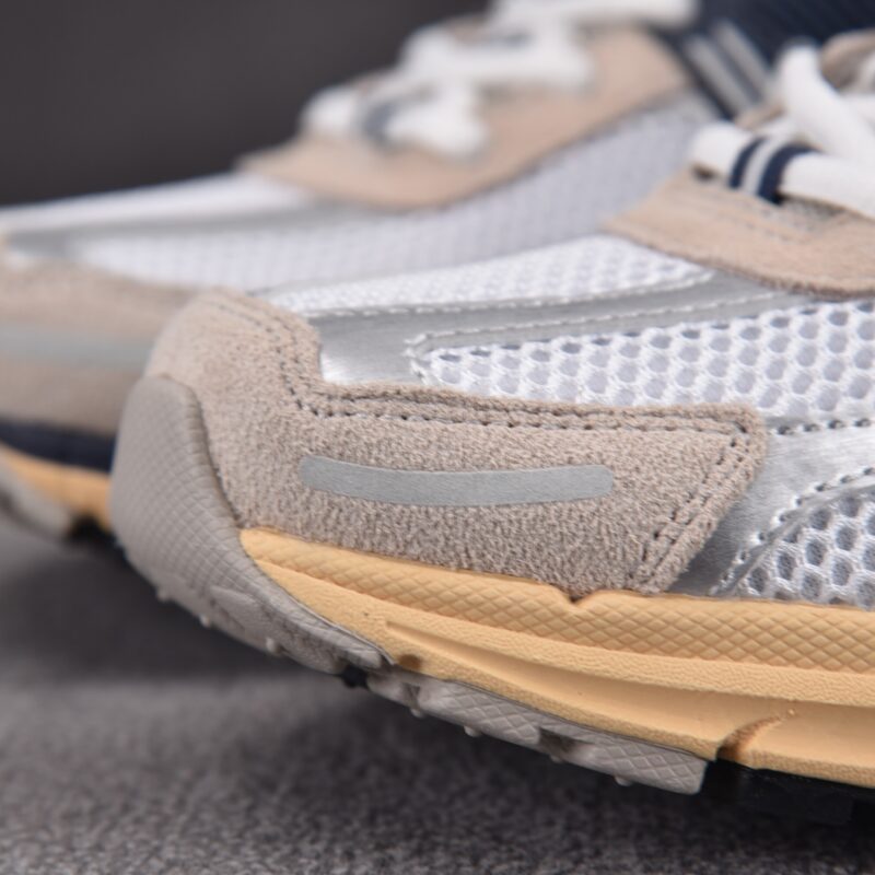 (BEST) Nike Zoom Vomero 5 'THUNDER BLUE CREAM'