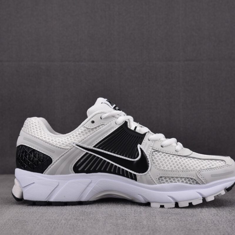 (BEST) Nike Zoom Vomero 5 'WHITE BLACK'