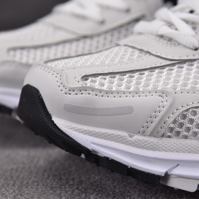 (BEST) Nike Zoom Vomero 5 'WHITE BLACK'