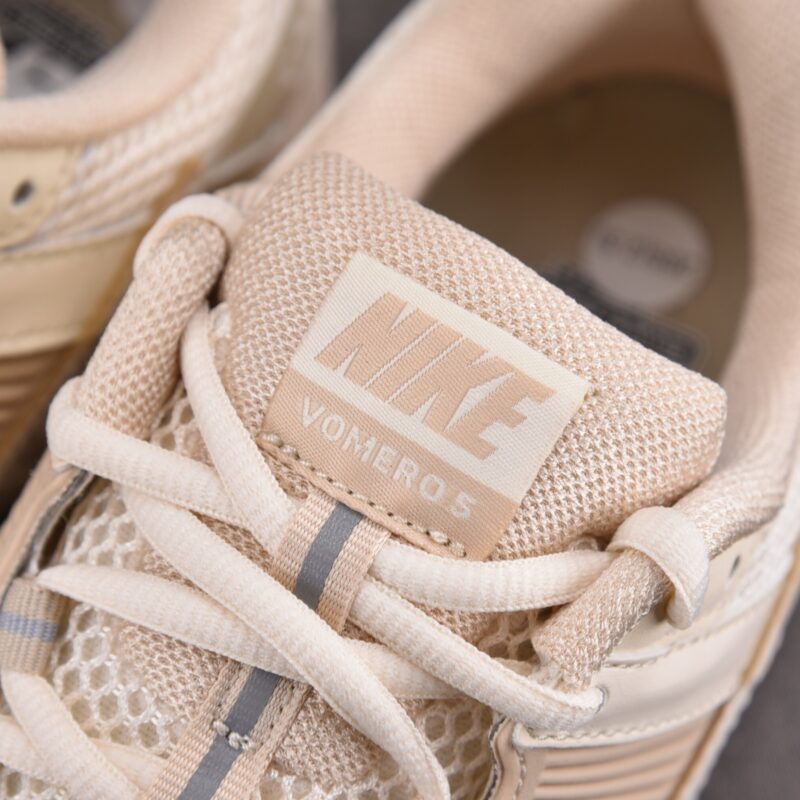 (BEST) Nike Zoom Vomero 5 WMNS 'SAIL LIGHT OREWOOD BROWN'